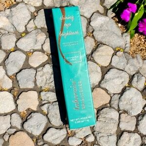 NIB Lakerain Shining Eye Brightener, 1.4g